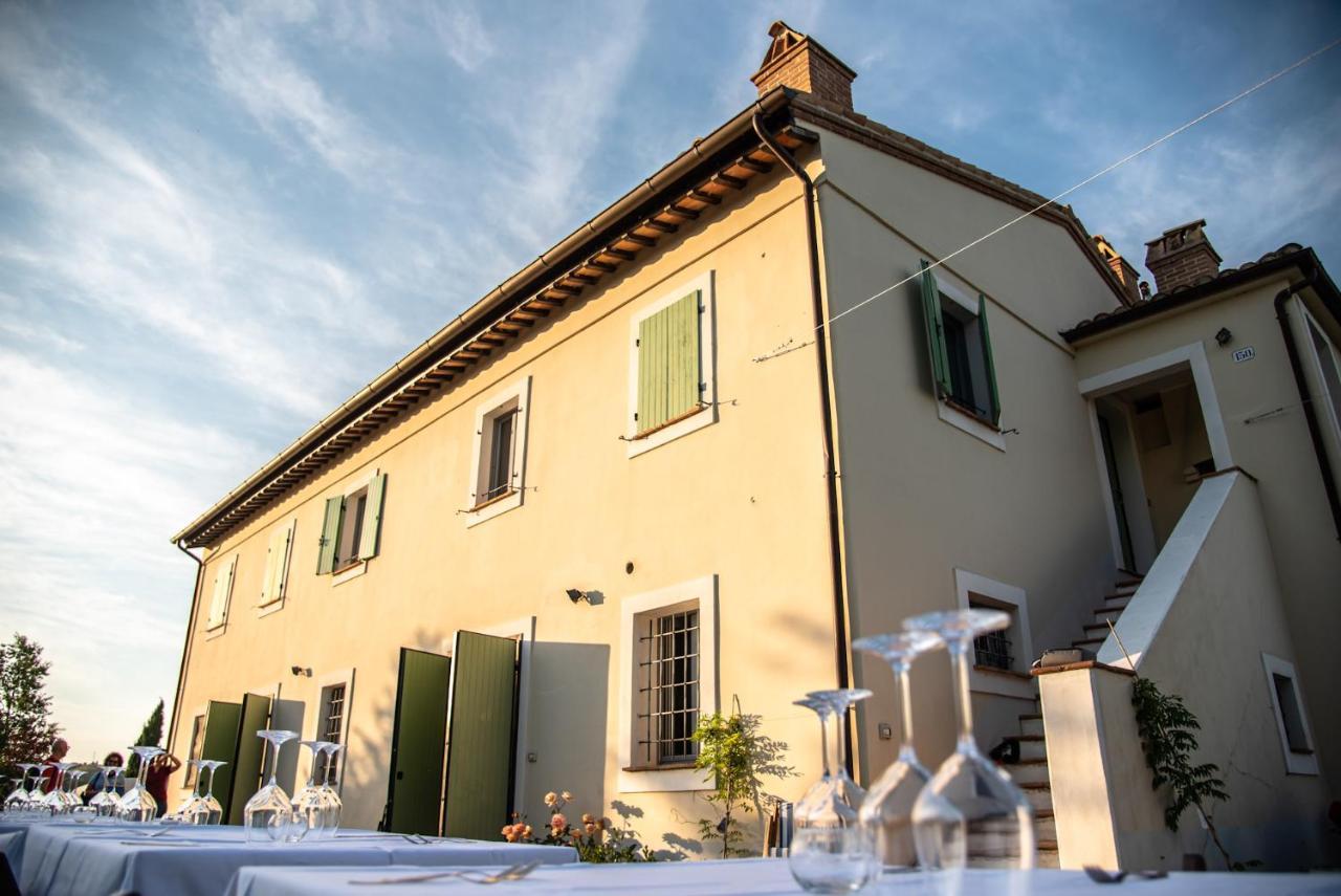 Recchi Franceschini Bike Hotel Last - Minute - Availability Montalto delle Marche Kültér fotó